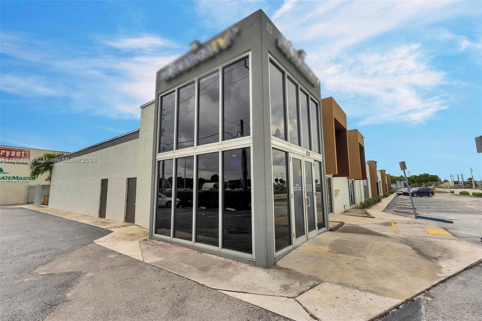 Beautiful Broadcast Television ,Recording Studio